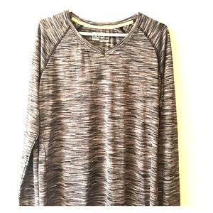 Long sleeve work out top